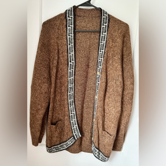 Beautiful Handmade Alpaca Wool Cardigan w/ Pattern and Wood Buttons - Picture 1 of 5
